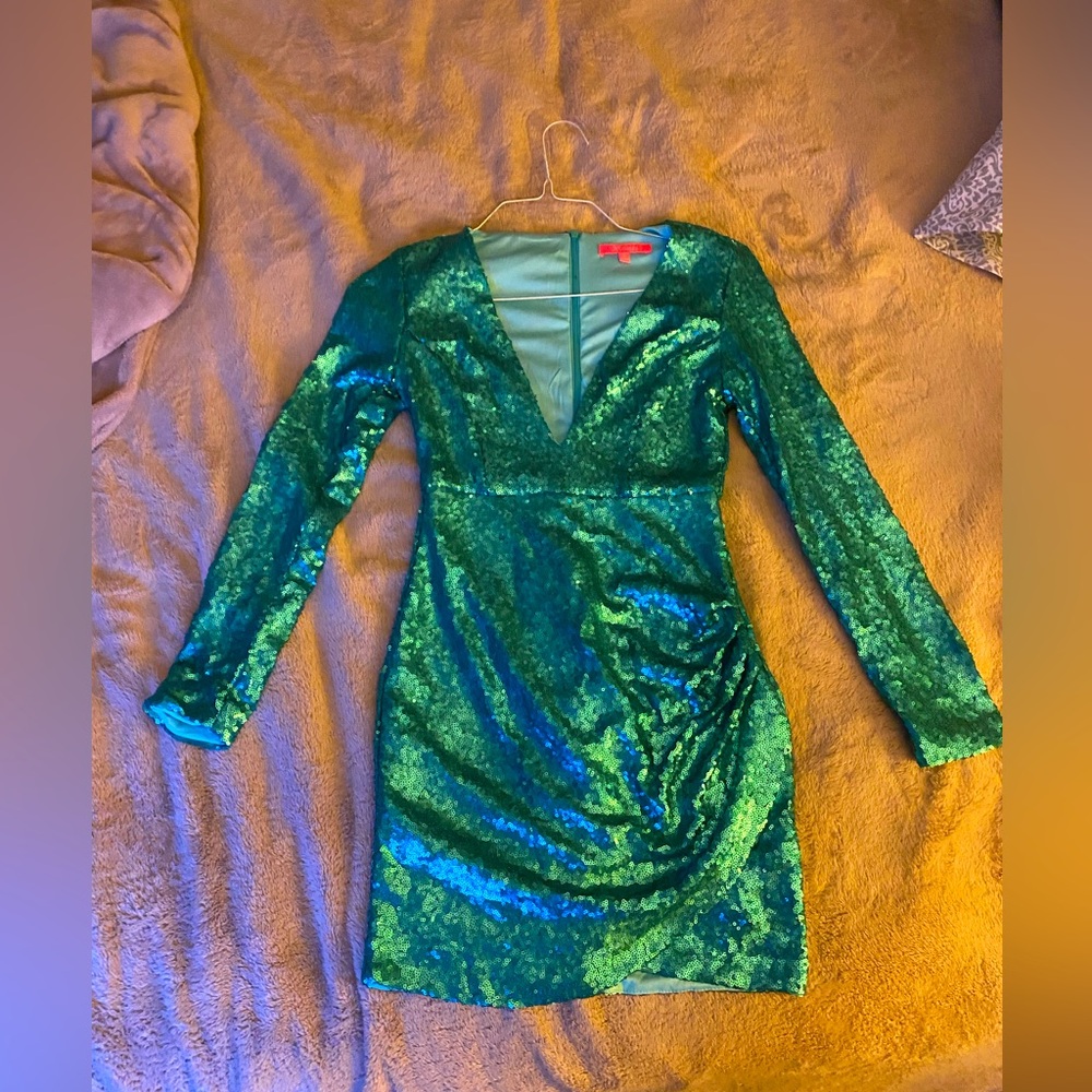 Bright Blue/Teal Sequin Long sleeve Dress 🦋💙🐬